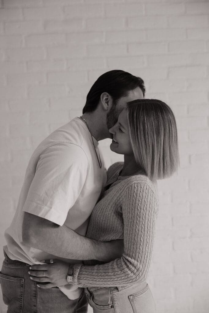 Idaho wedding photographer. Boise couples photographer. Idaho portrait photographer. Engagement photographer. Boise mini photoshoot.